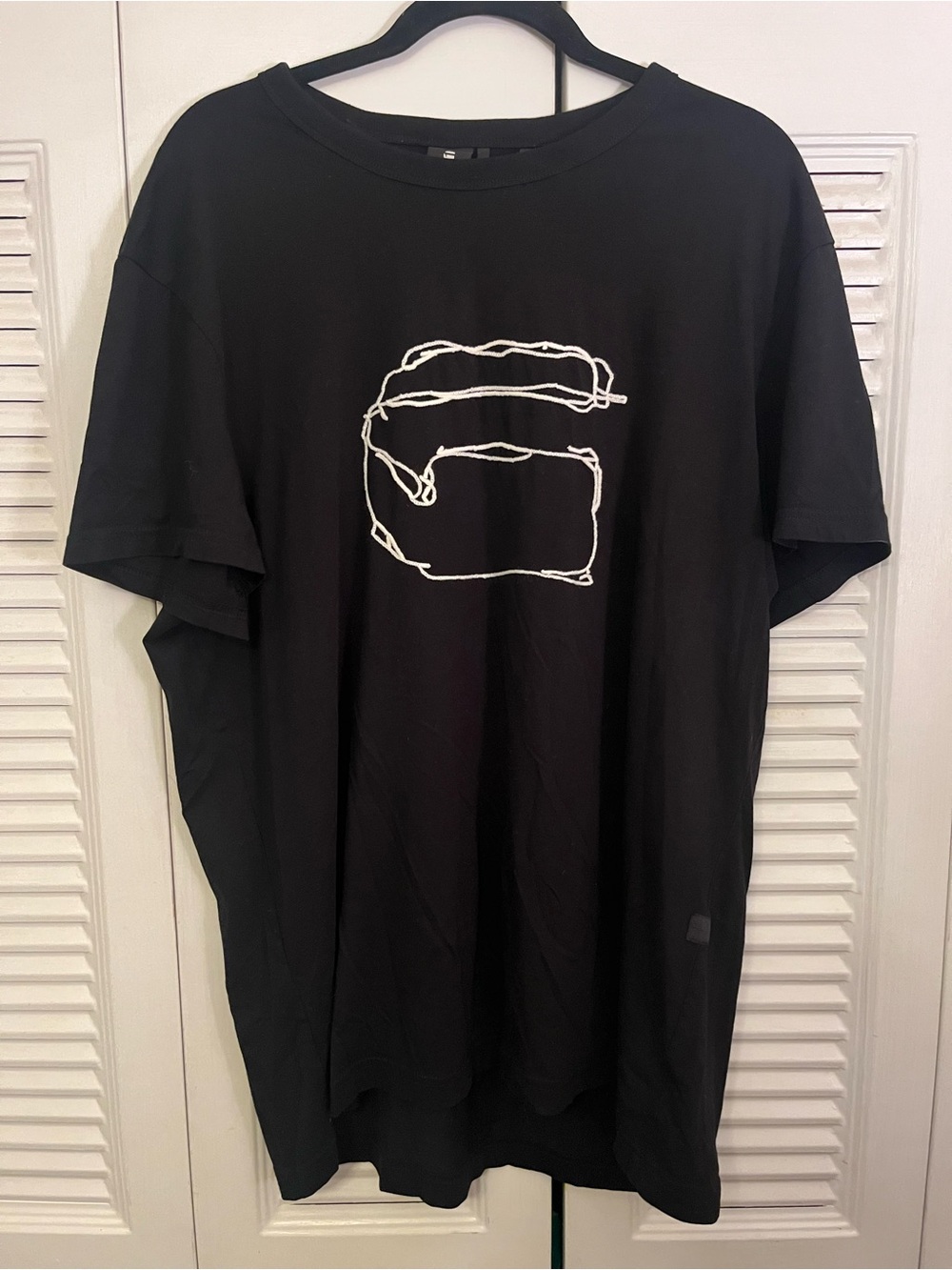 G-Star Black Short-Sleeve Tee with White Graphic Outline